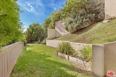 1922 Bel Air Rd, Los Angeles, CA 90077 - Photo 41