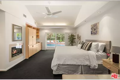 10853 Via Verona St, Los Angeles, CA 90077 - Photo 25