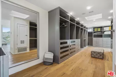 9716 Oak Pass Rd, Beverly Hills, CA 90210 - Photo 29