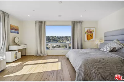 9716 Oak Pass Rd, Beverly Hills, CA 90210 - Photo 37