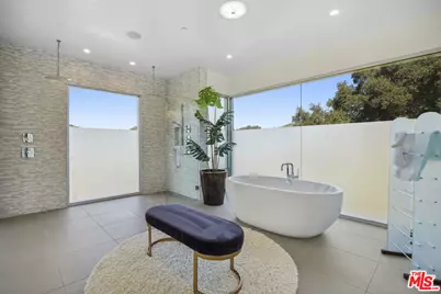 9716 Oak Pass Rd, Beverly Hills, CA 90210 - Photo 27