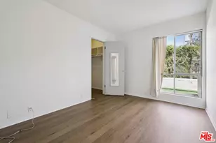 11121 Queensland St, Los Angeles, CA 90034 - Photo 15