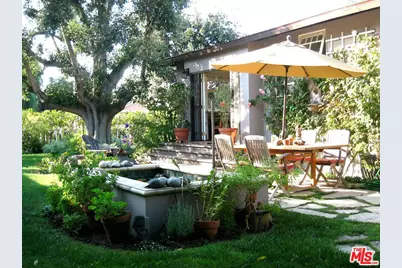 308 Windward Ave, Venice, CA 90291 - Photo 23