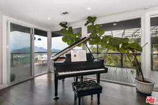 3200 Wrightwood Dr, Studio City, CA 91604 - Photo 11