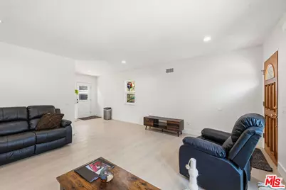 963 Pine Grove Ave, Los Angeles, CA 90042 - Photo 5