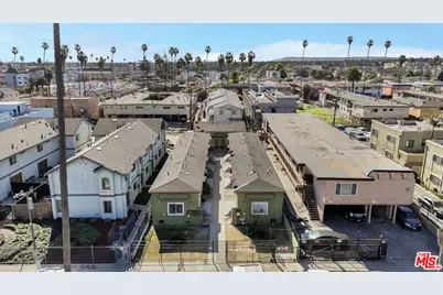 606 W 81st St, Los Angeles, CA 90044 - Photo 9