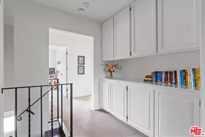 5481 Katherine Ave, Sherman Oaks, CA 91401 - Photo 15