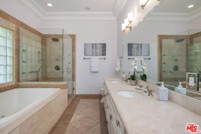 9969 Westwanda Dr, Beverly Hills, CA 90210 - Photo 19