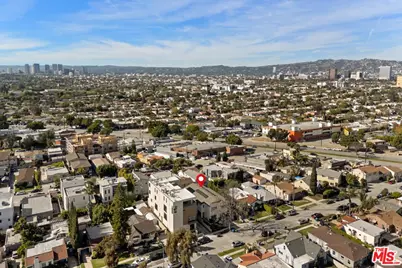 1741 S Marvin Ave, Los Angeles, CA 90019 - Photo 47