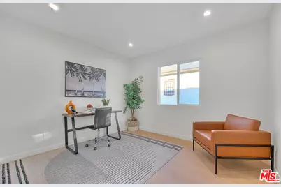 2156 W 108th St, Los Angeles, CA 90047 - Photo 13