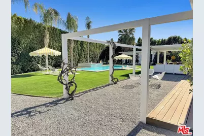 2235 E Paseo Gracia, Palm Springs, CA 92262 - Photo 13