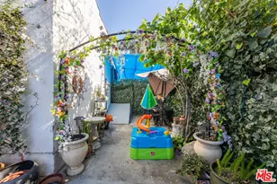 1191 Sunset Ave, Pasadena, CA 91103 - Photo 23