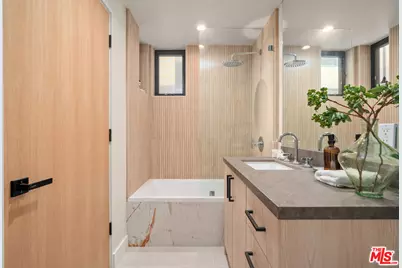 11651 Missouri Avenue, Los Angeles, CA 90025 - Photo 27