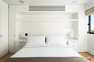 999 N Doheny Dr, West Hollywood, CA 90069 - Photo 23