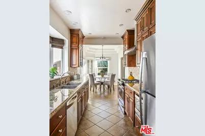 6427 Lindenhurst Ave, Los Angeles, CA 90048 - Photo 21