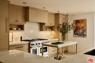 211 S Spalding Dr, Beverly Hills, CA 90212 - Photo 1