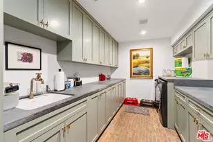 1919 Pinehurst Rd, Los Angeles, CA 90068 - Photo 33