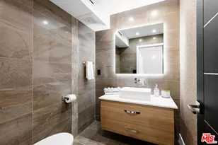 18721 Hatteras St, Tarzana, CA 91356 - Photo 11