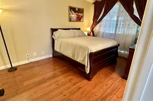 , Tarzana, CA 91356 - Photo 5