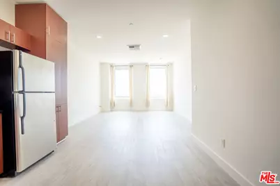 3810 Wilshire Blvd #1209, Los Angeles, CA 90010 - Photo 5