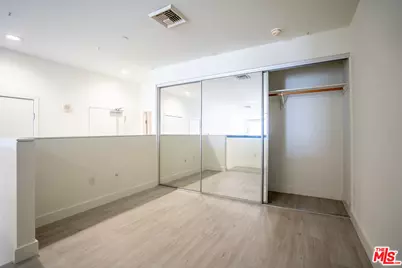 3810 Wilshire Blvd #1209, Los Angeles, CA 90010 - Photo 13