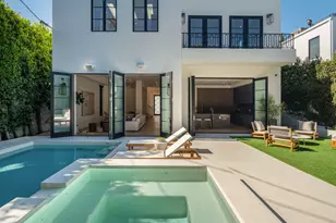 636 N Kilkea Dr, Los Angeles, CA 90048 - Photo 25