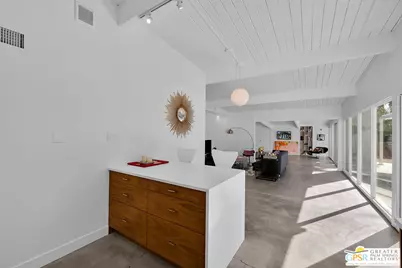 271 N Easmor Cir, Palm Springs, CA 92262 - Photo 17