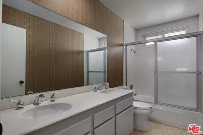 16352 Wildfire Cir, Huntington Beach, CA 92649 - Photo 35