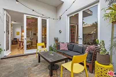 1314 Cabrillo Ave, Venice, CA 90291 - Photo 15