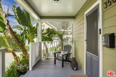 3500 10th Ave, Los Angeles, CA 90018 - Photo 3