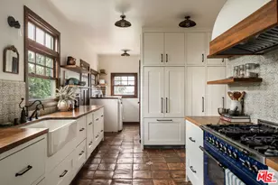 4918 Angeles Vista Blvd, View Park, CA 90043 - Photo 23