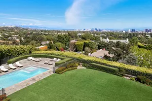 1676 Alta Mura Rd, Pacific Palisades, CA 90272 - Photo 41