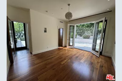 1676 Alta Mura Rd, Pacific Palisades, CA 90272 - Photo 29