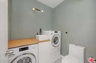 15540 Sherman Way, Van Nuys, CA 91406 - Photo 21