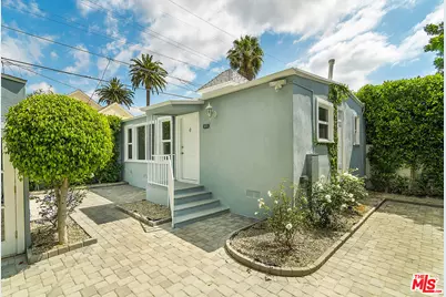 9025 Ashcroft Ave, West Hollywood, CA 90048 - Photo 15