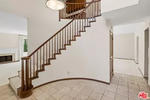 5722 Hempstead Dr, Agoura Hills, CA 91301 - Photo 5