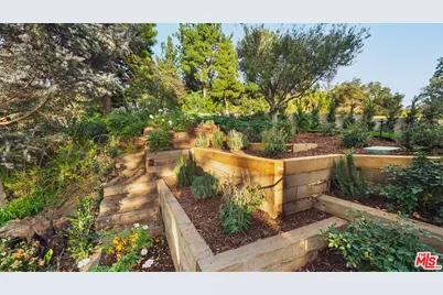 13146 Rivers Rd, Los Angeles, CA 90049 - Photo 41