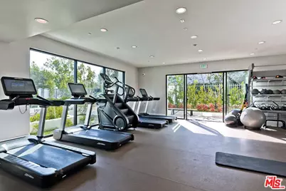 11820 Gwynne Ln, Los Angeles, CA 90077 - Photo 43