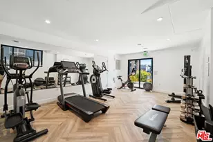 137 N Doheny Dr, West Hollywood, CA 90048 - Photo 5