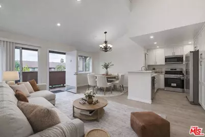 14821 Sherman Way #12, Van Nuys, CA 91405 - Photo 5