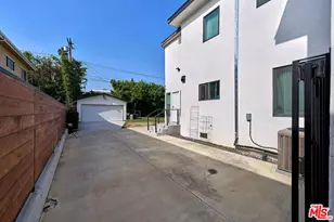 433 S Wilton Pl, Los Angeles, CA 90020 - Photo 35