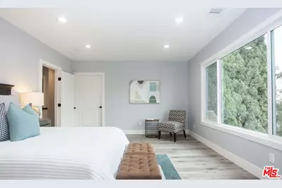 433 S Wilton Pl, Los Angeles, CA 90020 - Photo 17