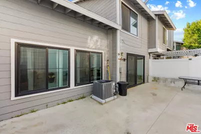 14200 Foothill Blvd #30, Sylmar, CA 91342 - Photo 37
