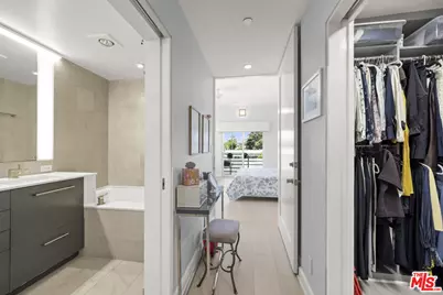 907 Lincoln Blvd #Ph 302, Santa Monica, CA 90403 - Photo 17