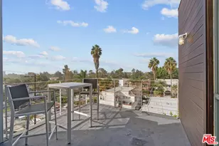 611 N Bronson Ave, Los Angeles, CA 90004 - Photo 21