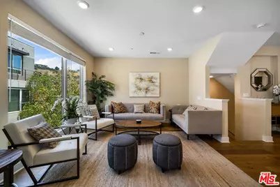 6746 W Gill Way, Los Angeles, CA 90068 - Photo 1