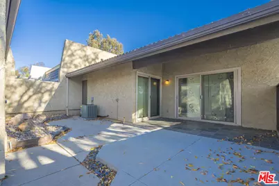 2830 Lakeridge Ln, Westlake Village, CA 91361 - Photo 27