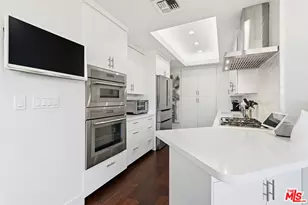 10560 Wilshire Blvd, Los Angeles, CA 90024 - Photo 9
