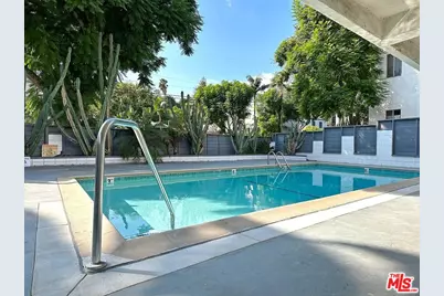 2034 Holly Dr, Los Angeles, CA 90068 - Photo 5
