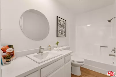12321 Ocean Park Blvd #9, Los Angeles, CA 90064 - Photo 27